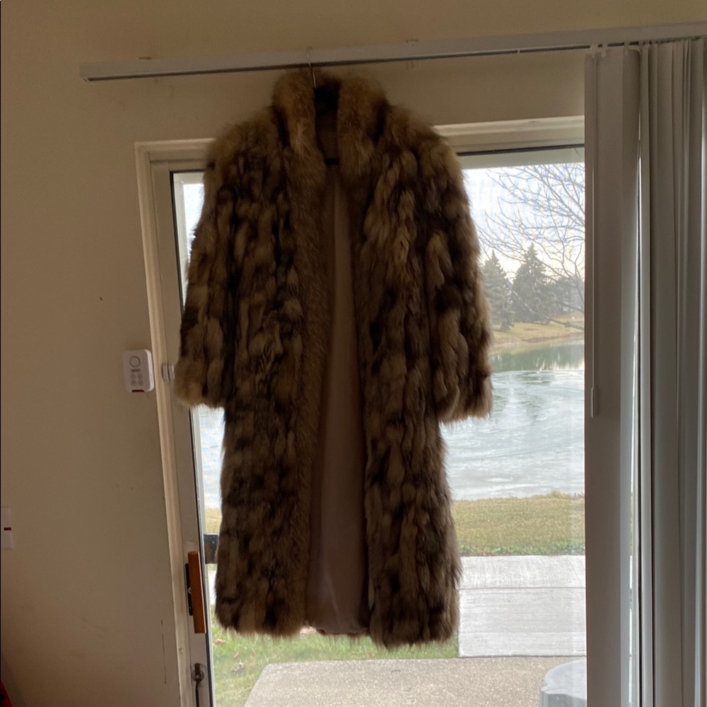 Luxurious Brown Fur Coat for Women